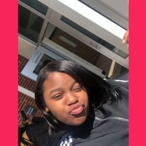 Meet your Posher, Alisa